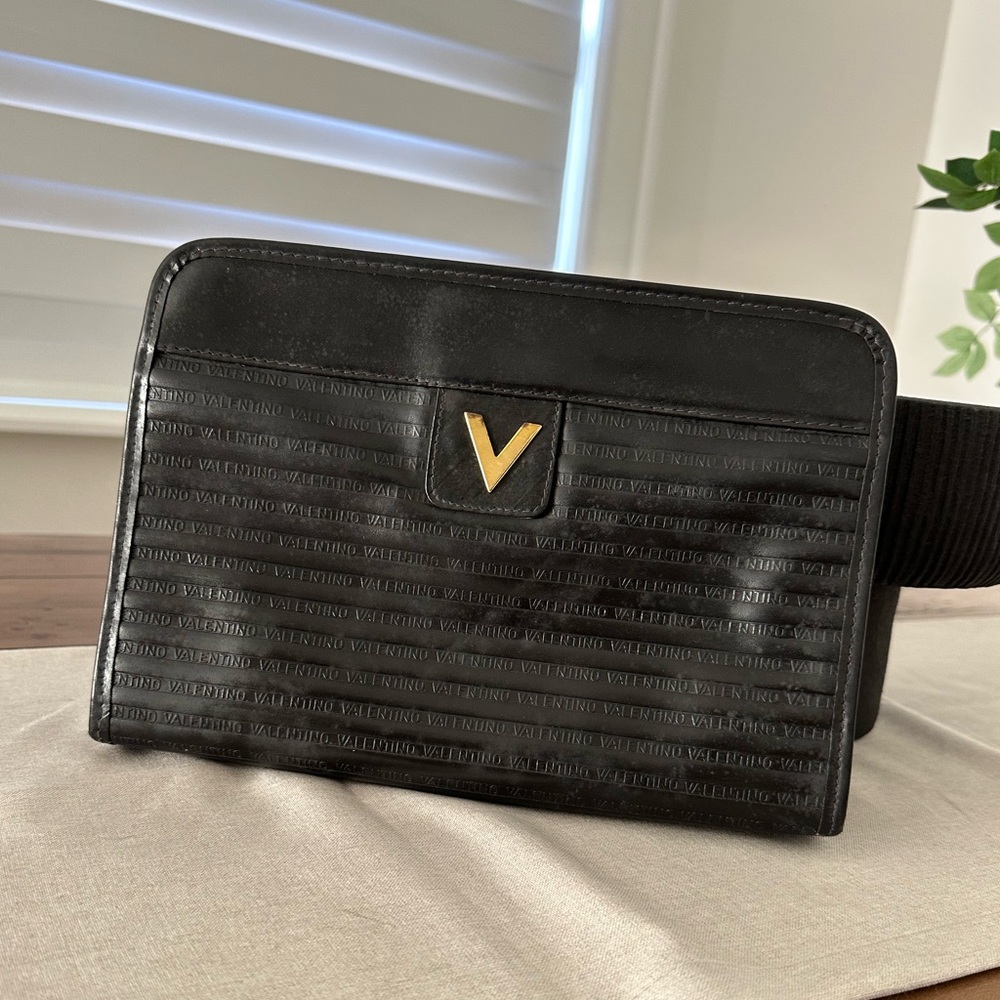 Black Vintage Mario Valentino clutch